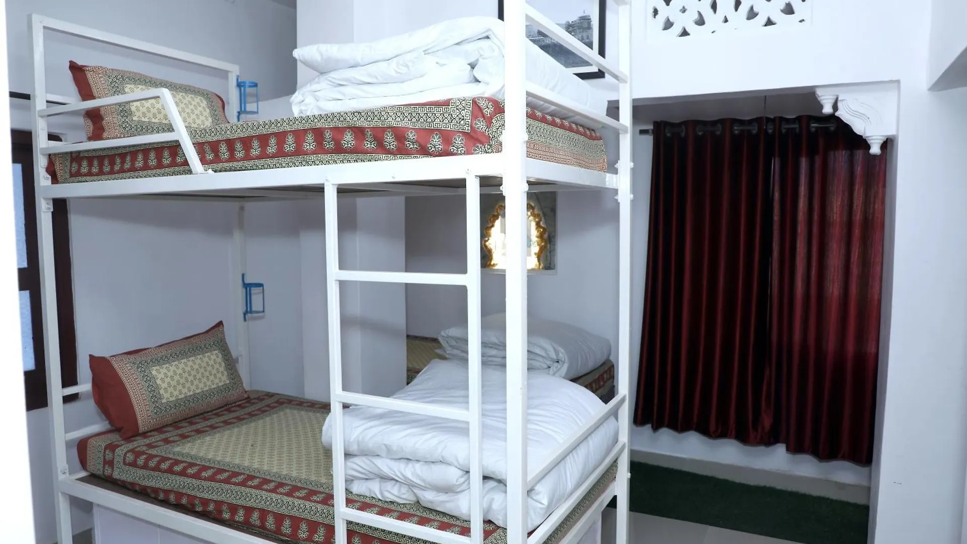 The Mama Hotel - Rooms And Dormitory Udaipur