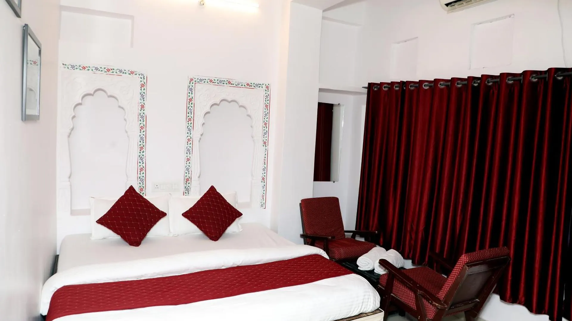 Hostel The Mama Hotel - Rooms And Dormitory Udaipur